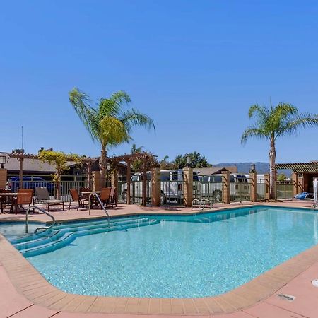 Best Western Plus Forest Park Inn Gilroy Eksteriør billede
