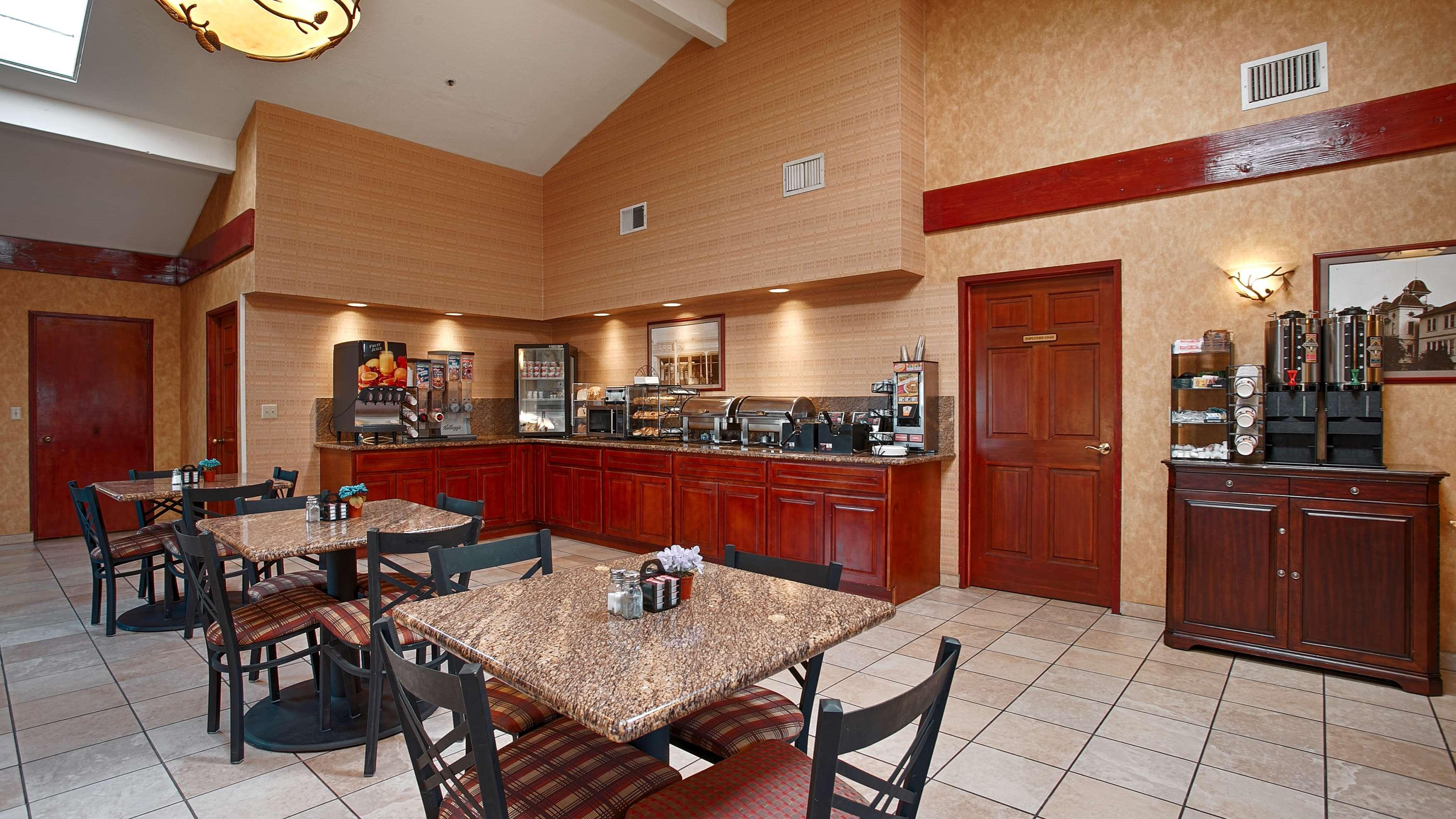 Best Western Plus Forest Park Inn Gilroy Eksteriør billede