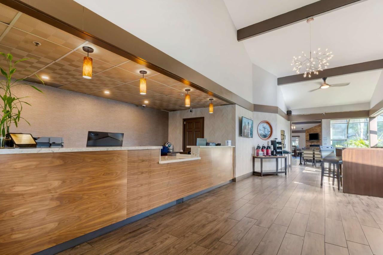 Best Western Plus Forest Park Inn Gilroy Eksteriør billede