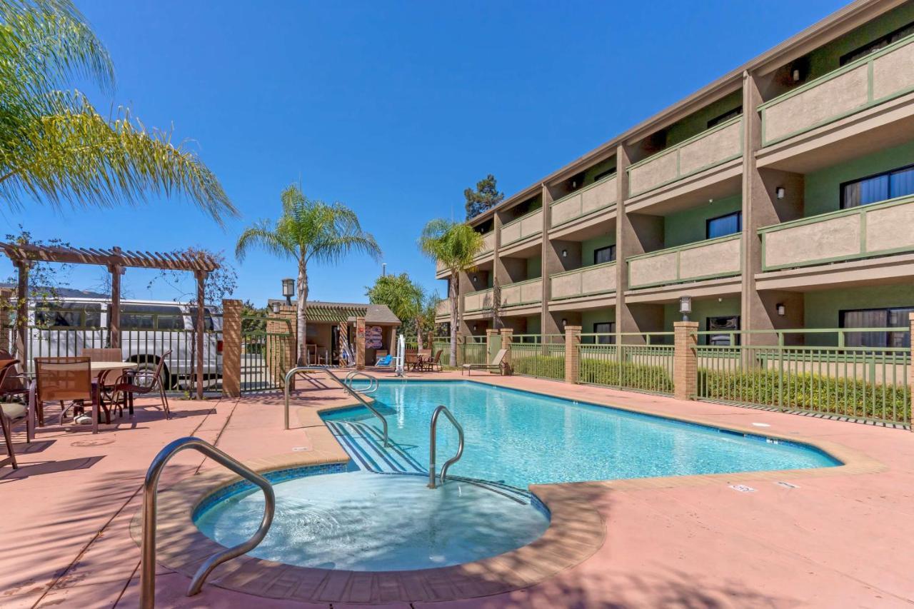 Best Western Plus Forest Park Inn Gilroy Eksteriør billede