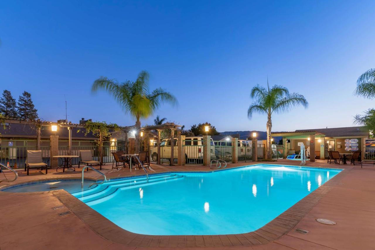 Best Western Plus Forest Park Inn Gilroy Eksteriør billede