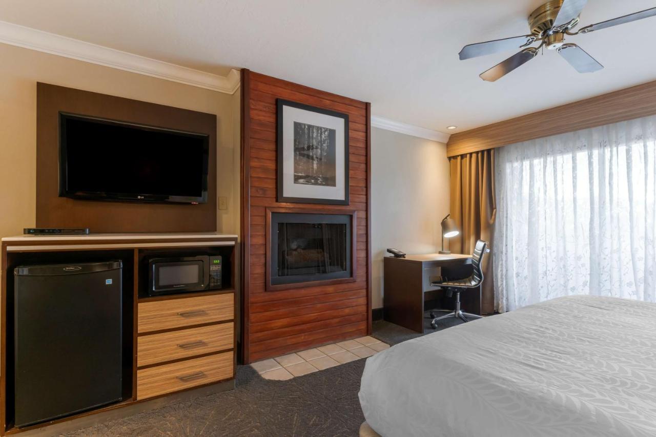 Best Western Plus Forest Park Inn Gilroy Eksteriør billede