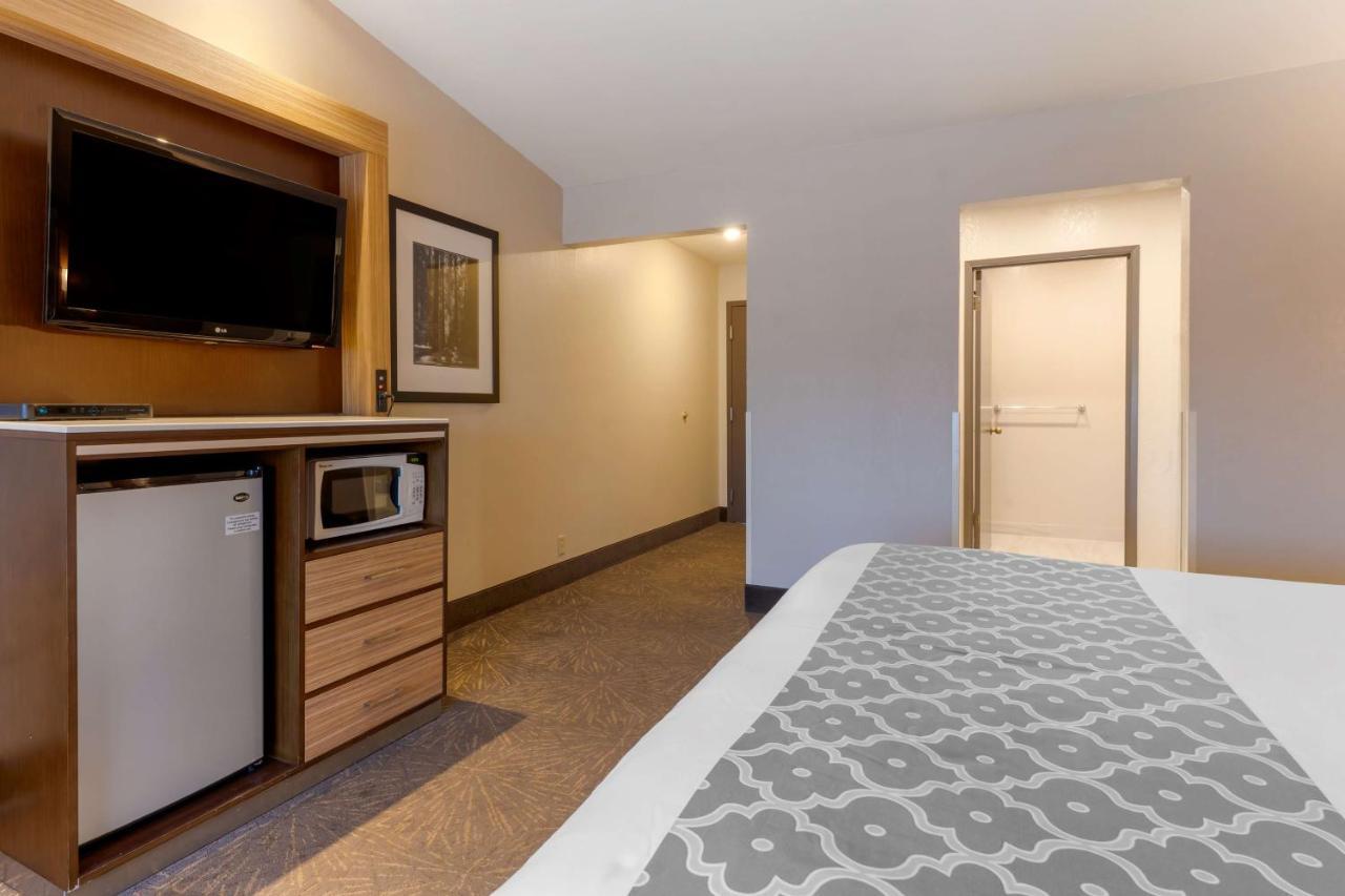 Best Western Plus Forest Park Inn Gilroy Eksteriør billede