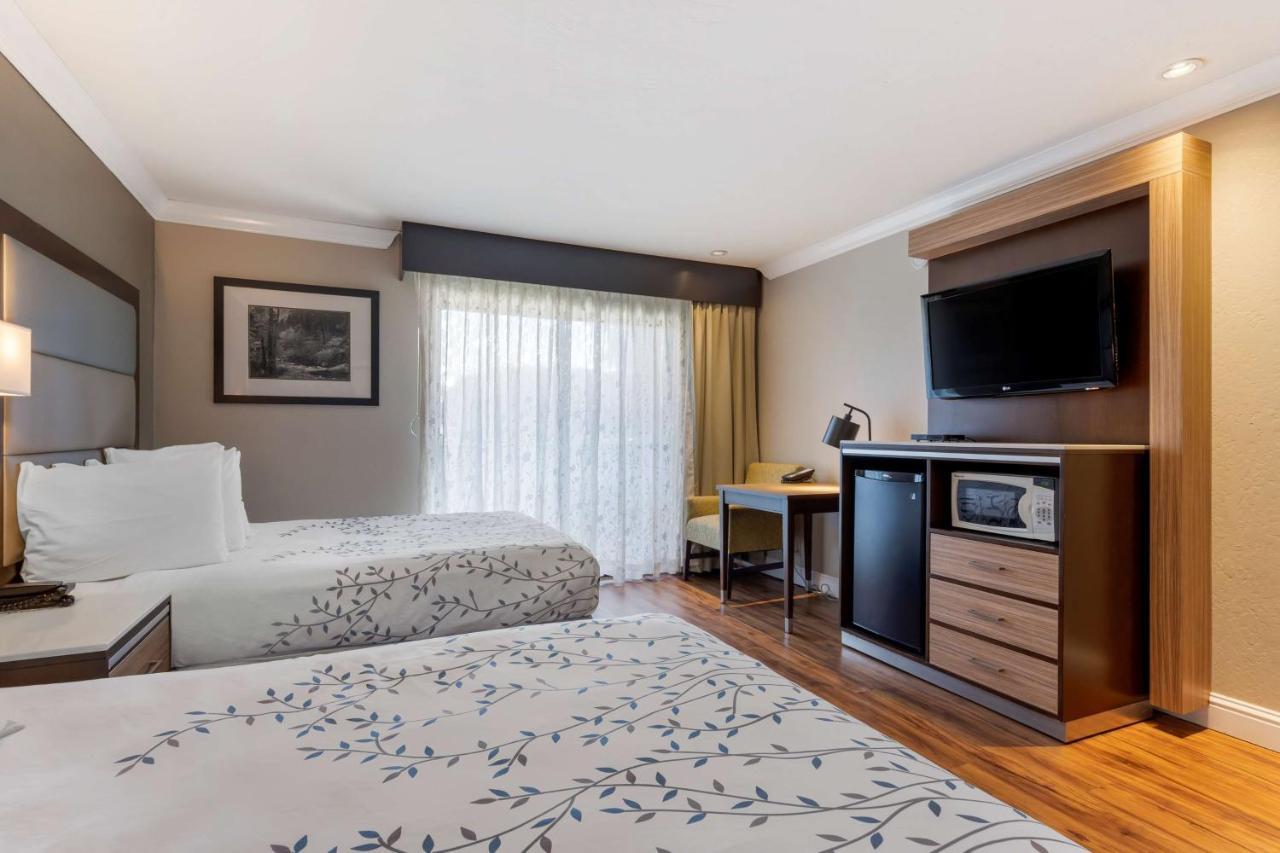 Best Western Plus Forest Park Inn Gilroy Eksteriør billede