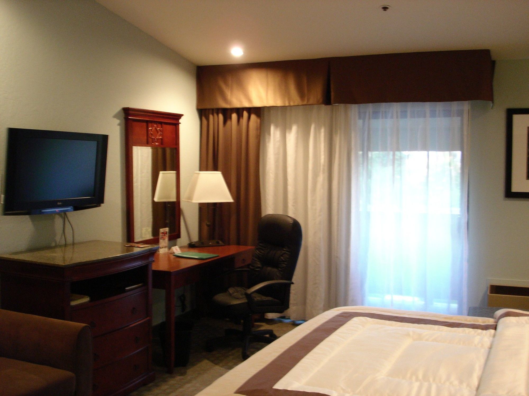 Best Western Plus Forest Park Inn Gilroy Eksteriør billede